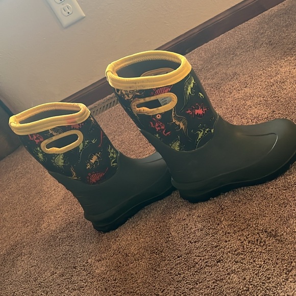 Toddler Bogs Boots Size 12C Dino Print - Picture 9 of 11